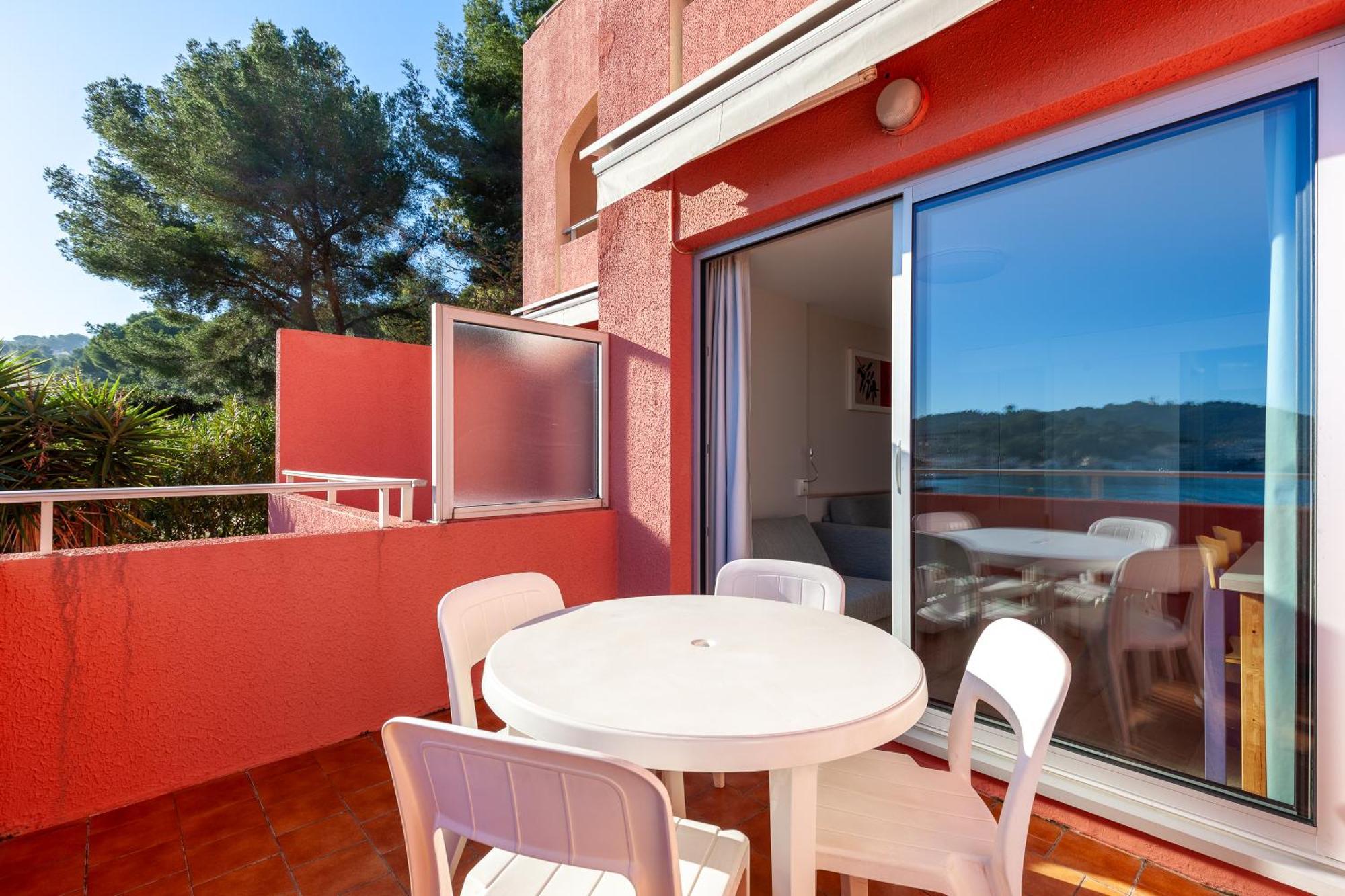 Clubhotel Maeva St Mandrier Saint-Mandrier-sur-Mer Exterior photo